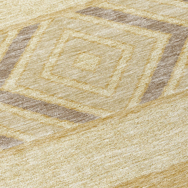 HomeRoots 5' Southwestern Area Rug - Washable, Stain-Resistant, Durable Indoor/Outdoor Design for Any Space 8' Round 613905