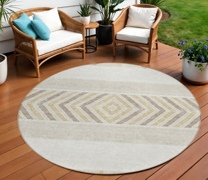 HomeRoots 5' Southwestern Indoor Outdoor Area Rug – Stylish Ivory, Beige & Taupe Design, Machine Washable, Durable 8' Round 613917