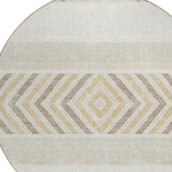 HomeRoots 5' Southwestern Indoor Outdoor Area Rug – Stylish Ivory, Beige & Taupe Design, Machine Washable, Durable 8' Round 613917