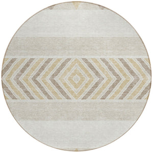 HomeRoots 5' Southwestern Indoor Outdoor Area Rug – Stylish Ivory, Beige & Taupe Design, Machine Washable, Durable 8' Round 613917