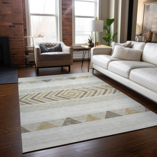HomeRoots 5' Southwestern Indoor Outdoor Area Rug – Stylish Ivory, Beige & Taupe Design, Machine Washable, Durable 8' X 10' 613918