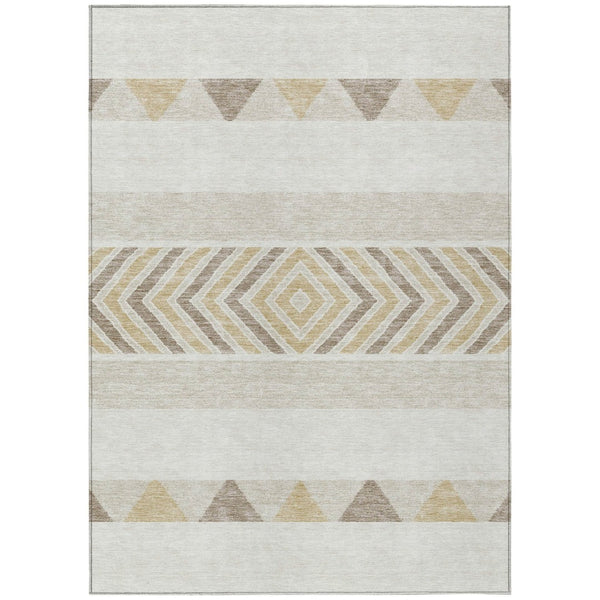 HomeRoots 5' Southwestern Indoor Outdoor Area Rug – Stylish Ivory, Beige & Taupe Design, Machine Washable, Durable 9' X 12' 613919