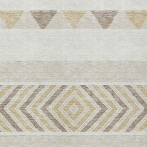 HomeRoots 5' Southwestern Indoor Outdoor Area Rug – Stylish Ivory, Beige & Taupe Design, Machine Washable, Durable 10' X 14' 613920