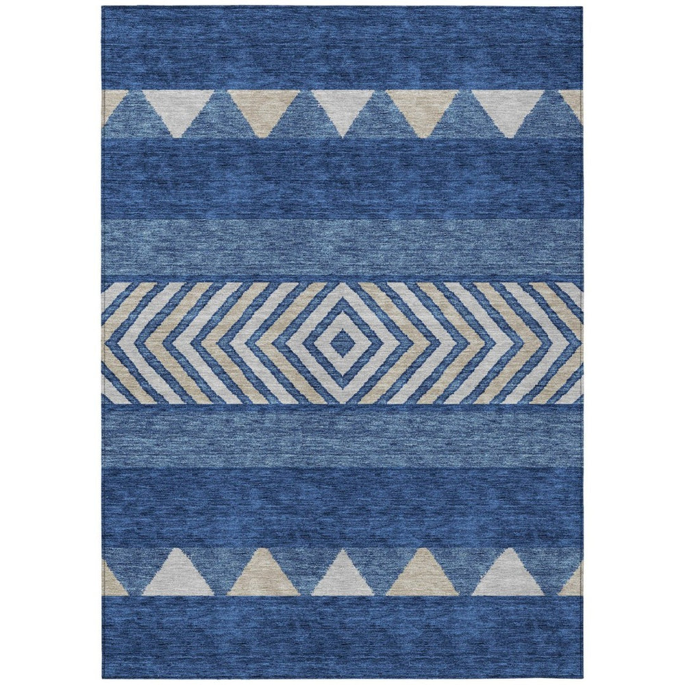 HomeRoots 5' Southwestern-Inspired Indoor/Outdoor Area Rug in Navy Blue, Ivory & Beige – Machine Washable! 5' X 8' 613928