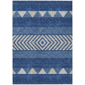 HomeRoots 5' Southwestern-Inspired Indoor/Outdoor Area Rug in Navy Blue, Ivory & Beige – Machine Washable! 10' X 14' 613932