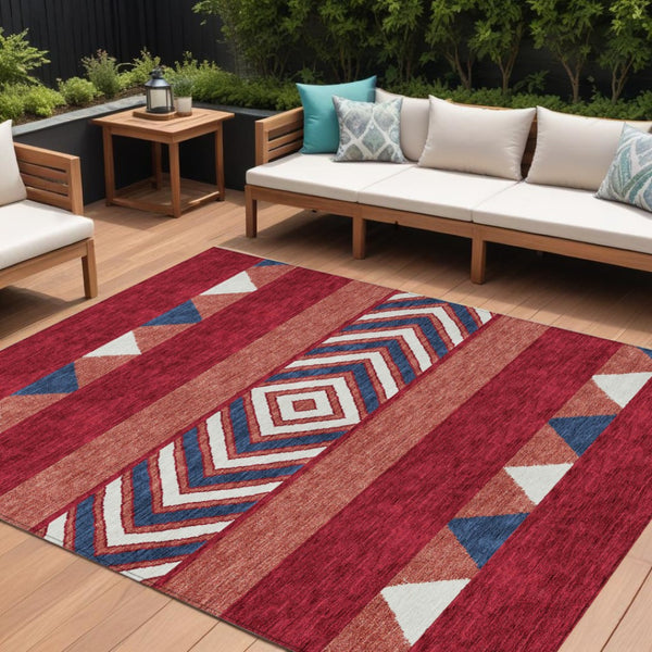 HomeRoots 5' Southwestern Area Rug – Bold Red, White & Navy Blue Geometric Design for Indoor & Outdoor Use 10' X 14' 613950