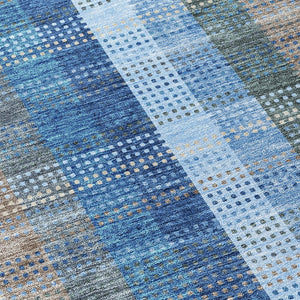 HomeRoots 5' Stylish Denim Blue Plaid Washable Area Rug - Durable Indoor/Outdoor Design for High-Traffic Spaces 8' Round 613965