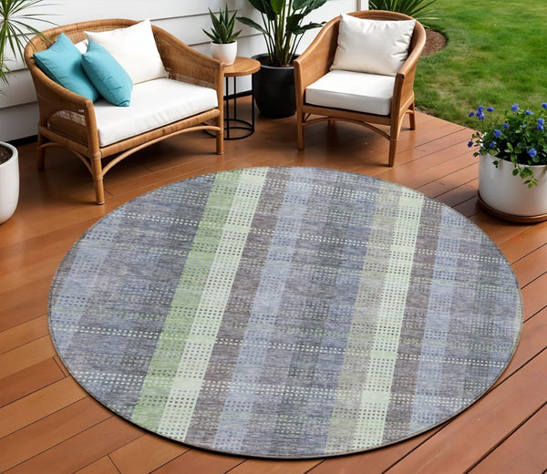 HomeRoots 5' Stylish Pewter Gray and Mint Green Plaid Washable Area Rug for Indoor and Outdoor Spaces 8' Round 613995