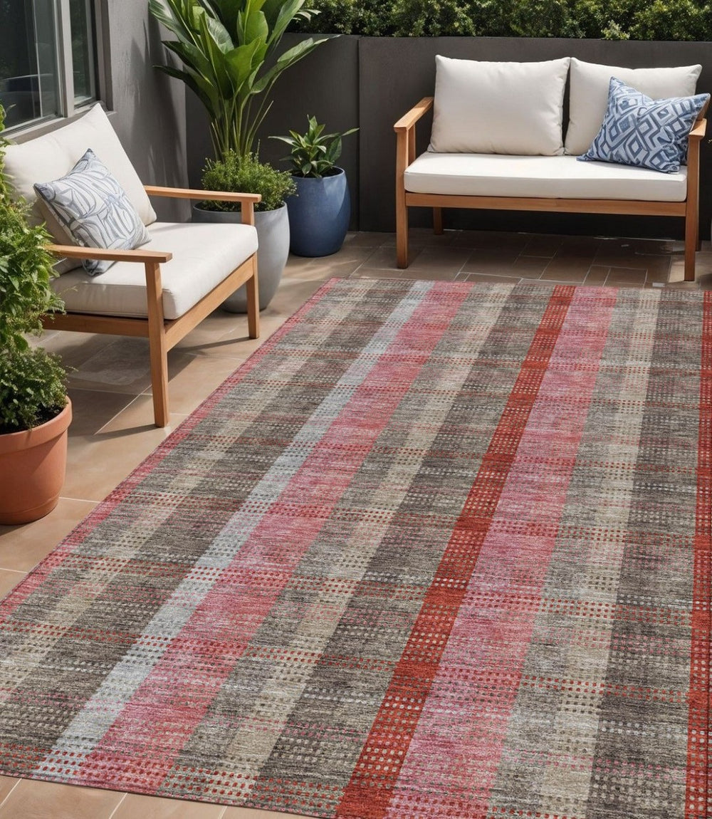 HomeRoots 5' Classic Plaid Washable Area Rug for Indoor and Outdoor Use - Durable, Stylish, Easy Care Design 5' X 8' 614000