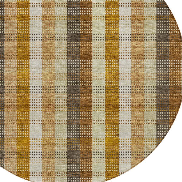 HomeRoots 5' Classic Plaid Rug in Wheat, Ivory & Brown – Durable, Washable Area Rug for Indoor & Outdoor Use 8' Round 614025