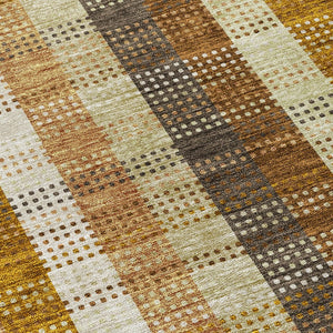 HomeRoots 5' Classic Plaid Rug in Wheat, Ivory & Brown – Durable, Washable Area Rug for Indoor & Outdoor Use 8' Round 614025