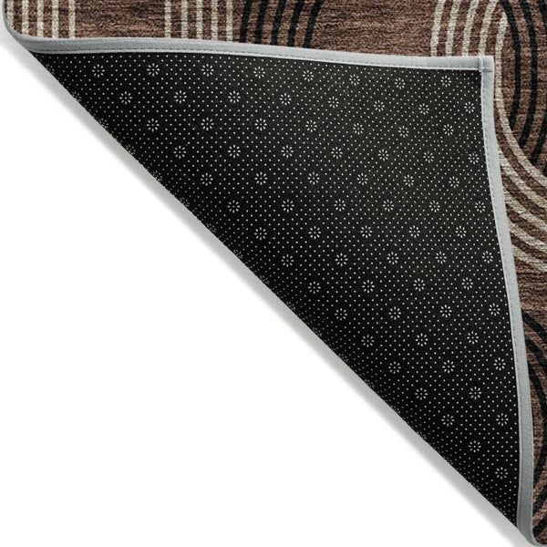 HomeRoots 5' Modern Geometric Chocolate Beige Washable Area Rug for Stylish Indoor and Outdoor Spaces 5' X 8' 614036