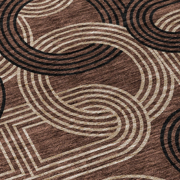 HomeRoots 5' Modern Geometric Chocolate Beige Washable Area Rug for Stylish Indoor and Outdoor Spaces 8' Round 614037