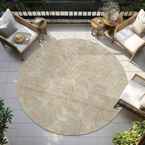 HomeRoots 5' Beige and Ivory Geometric Indoor Outdoor Rug - Stylish, Durable, Machine Washable for All Spaces 8' Round 614055