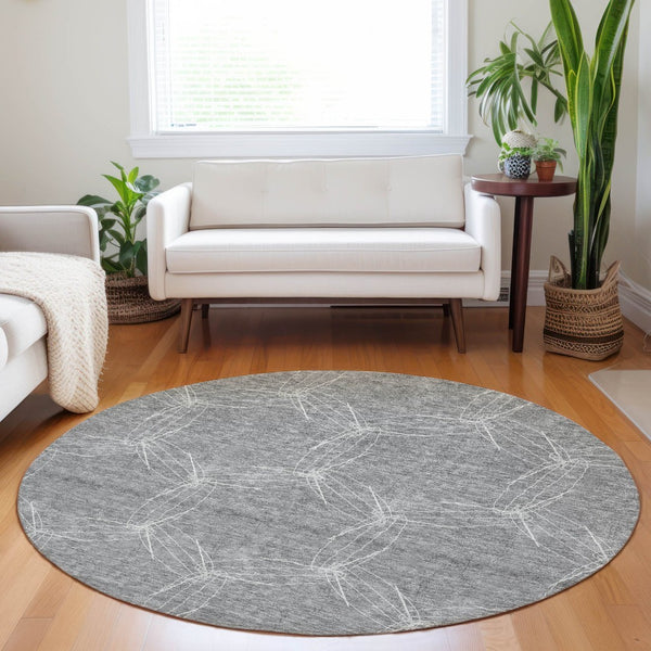 HomeRoots 5' Gray and Ivory Geometric Washable Area Rug for Indoor and Outdoor Use - Durable & Stylish 8' Round 614073