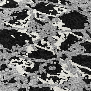 HomeRoots 5' Black and Gray Abstract Area Rug – Modern, Washable, Indoor/Outdoor Design for High-Traffic Spaces 8' Round 614127
