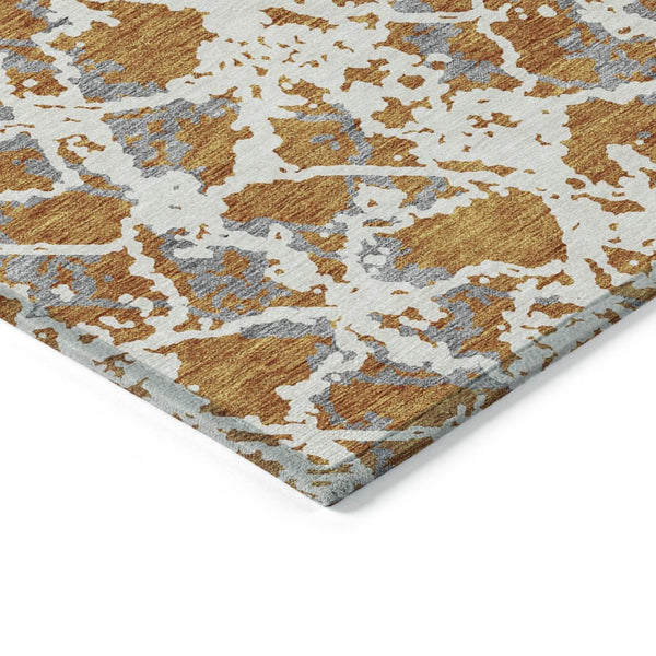 HomeRoots 5' Copper and Ivory Abstract Rug - Washable, Durable Design for Indoor and Outdoor Spaces, Family-Friendly 8' Round 614151