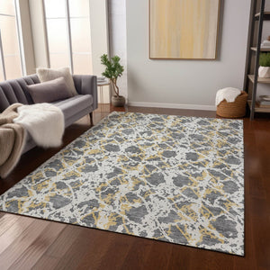HomeRoots 5' Abstract Gray and Ivory Area Rug - Stylish, Washable, and Durable for Indoor or Outdoor Use 5' X 8' 614162