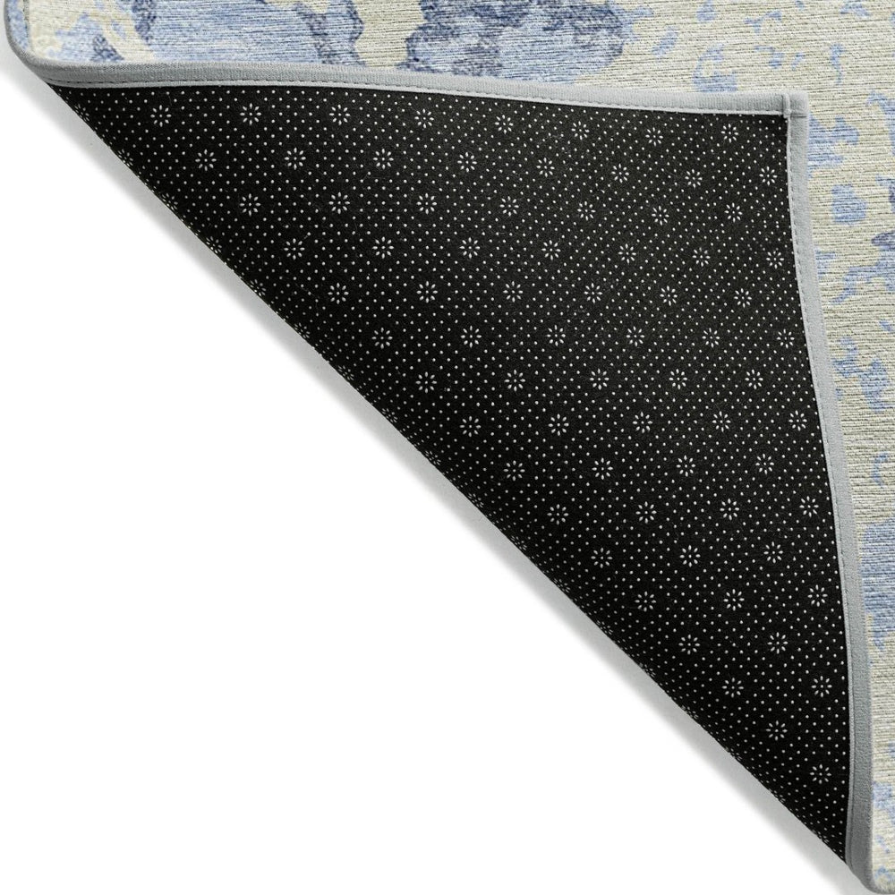 HomeRoots 5' Sky Blue and Ivory Abstract Area Rug - Modern, Washable Design for Indoor and Outdoor Spaces 5' X 8' 614180