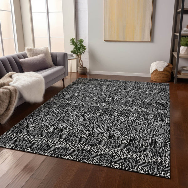 HomeRoots 5' Black and Ivory Tribal Area Rug - Stylish, Washable Design for Indoor and Outdoor Spaces 5' X 8' 614204