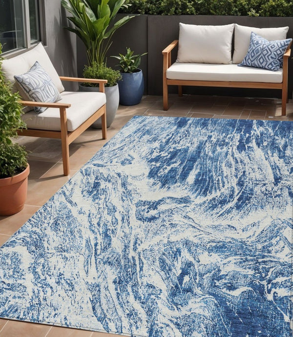 HomeRoots 5' Navy Blue and Ivory Abstract Area Rug - Stylish, Durable, Washable for Indoor and Outdoor Use 5' X 8' 614294
