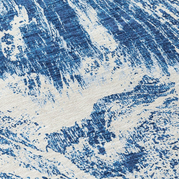 HomeRoots 5' Navy Blue and Ivory Abstract Area Rug - Stylish, Durable, Washable for Indoor and Outdoor Use 8' Round 614295