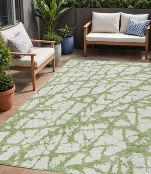HomeRoots 5' Modern Green and Ivory Abstract Washable Area Rug for Indoor and Outdoor Style and Durability 5' X 8' 614342
