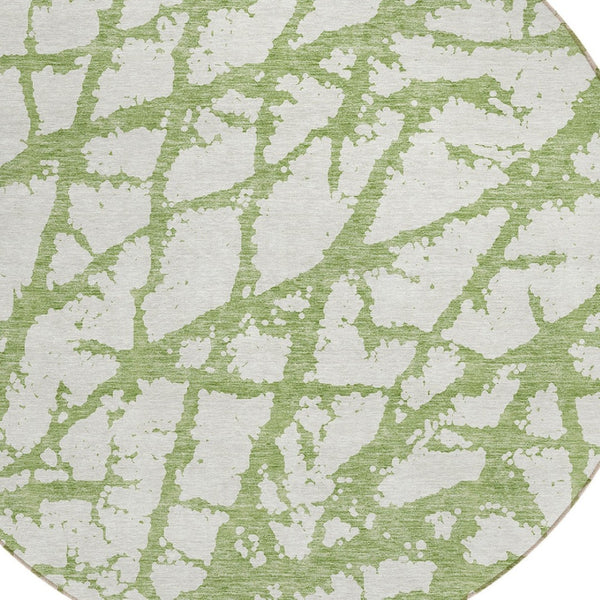 HomeRoots 5' Modern Green and Ivory Abstract Washable Area Rug for Indoor and Outdoor Style and Durability 8' Round 614343