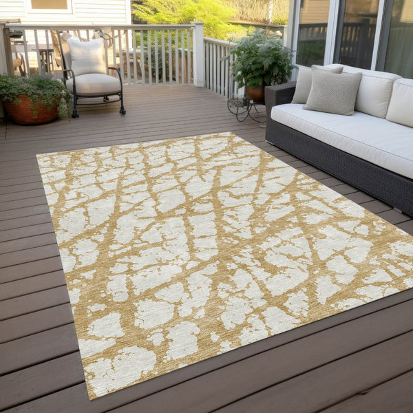 HomeRoots 5' Gold and Ivory Abstract Washable Area Rug - Durable, Stylish Design for Indoor and Outdoor Spaces 8' X 10' 614350