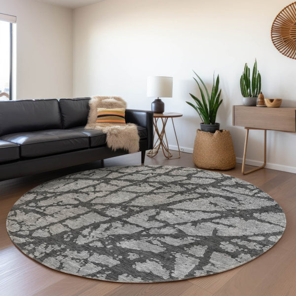 HomeRoots 5' Durable Gray and Charcoal Abstract Area Rug - Stylish, Washable Design for Indoor and Outdoor Use 8' Round 614355