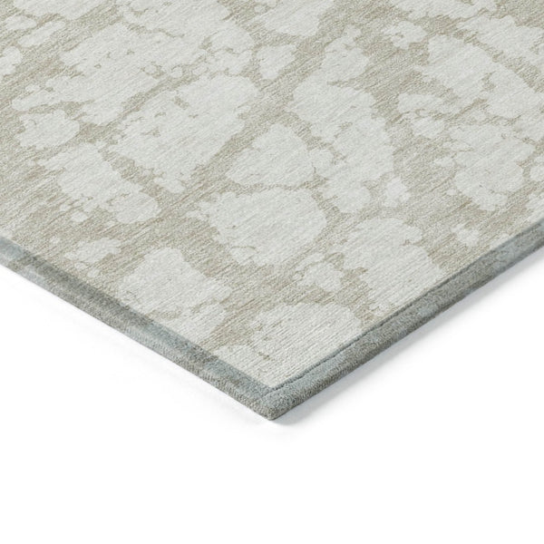 HomeRoots 5' Stylish Ivory and Beige Abstract Rug - Durable, Washable Indoor/Outdoor Area Rug for High Traffic Spaces 5' X 8' 614360