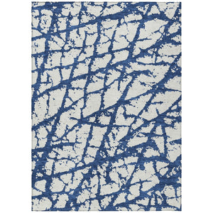 HomeRoots 5' Modern Navy Blue and Ivory Abstract Washable Area Rug for Indoor and Outdoor High-Traffic Spaces 8' X 10' 614374