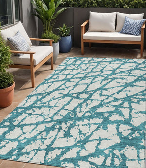 HomeRoots 5' Teal Blue and Ivory Abstract Area Rug - Durable, Washable, Perfect for Indoor and Outdoor Use 5' X 8' 614390