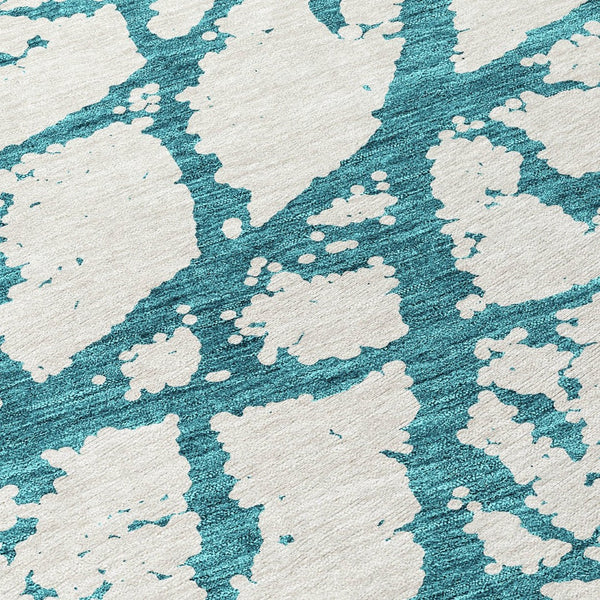 HomeRoots 5' Teal Blue and Ivory Abstract Area Rug - Durable, Washable, Perfect for Indoor and Outdoor Use 8' Round 614391