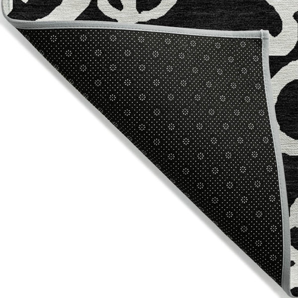 HomeRoots 5' Stylish Black and Ivory Damask Area Rug – Durable, Washable Design for Indoor and Outdoor Use 5' X 8' 614408