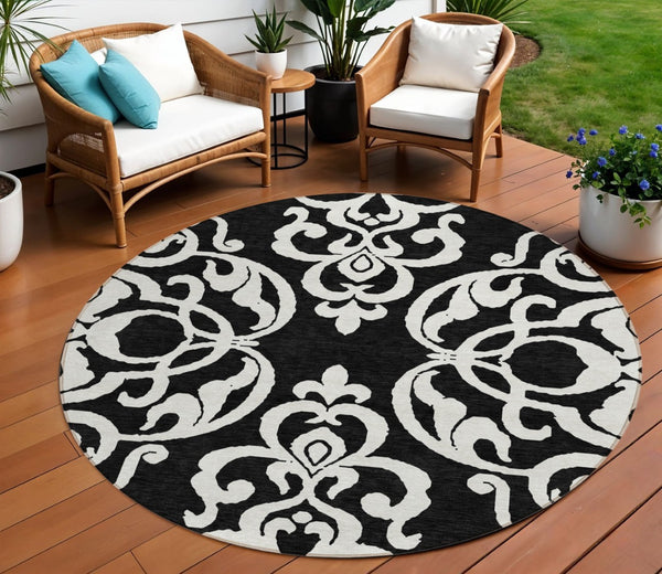 HomeRoots 5' Stylish Black and Ivory Damask Area Rug – Durable, Washable Design for Indoor and Outdoor Use 8' Round 614409