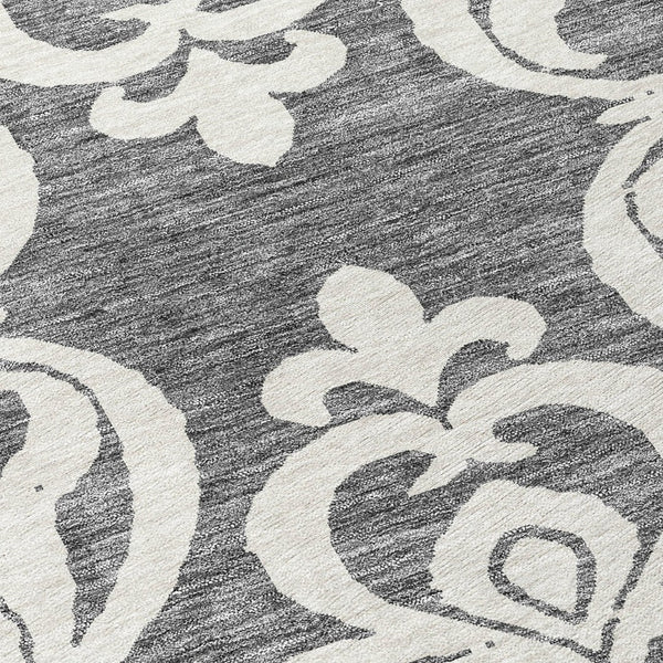 HomeRoots 5' Gray and Ivory Damask Area Rug – Elegant, Durable, Machine Washable for Indoor and Outdoor Spaces 8' Round 614433