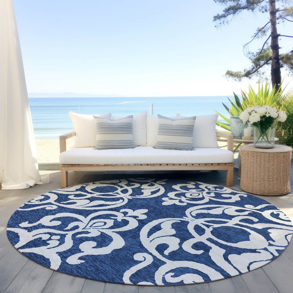 HomeRoots 5' Elegant Navy Blue and Ivory Damask Area Rug – Machine Washable for Indoor and Outdoor Use 8' Round 614445