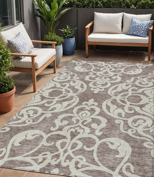 HomeRoots 5' Elegant Taupe and Ivory Damask Area Rug - Washable, Stain-Resistant, Indoor/Outdoor Style 5' X 8' 614462