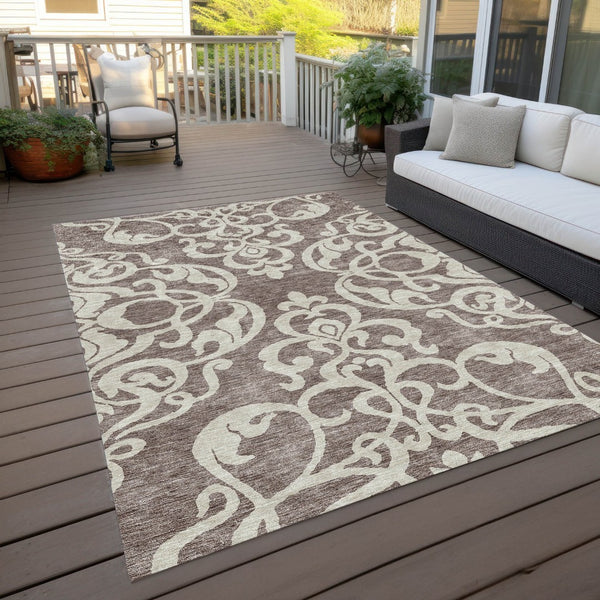 HomeRoots 5' Elegant Taupe and Ivory Damask Area Rug - Washable, Stain-Resistant, Indoor/Outdoor Style 5' X 8' 614462