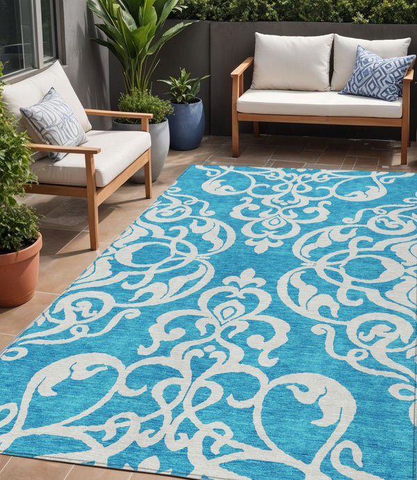 HomeRoots 5' Turquoise and Ivory Damask Rug - Stylish, Durable Washable Area Rug for Indoor and Outdoor Use 5' X 8' 614468