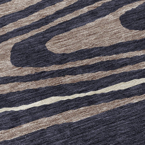 HomeRoots 5' Faux Bois Washable Area Rug in Black, Taupe & Beige - Durable Indoor/Outdoor Design for All Spaces 8' Round 614475