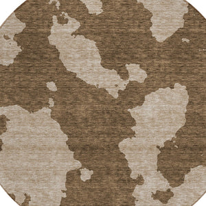 HomeRoots 5' Versatile Brown and Beige Abstract Indoor Outdoor Area Rug - Durable, Washable, Modern Style 8' Round 614517