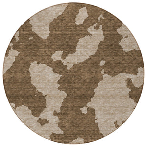 HomeRoots 5' Versatile Brown and Beige Abstract Indoor Outdoor Area Rug - Durable, Washable, Modern Style 8' Round 614517