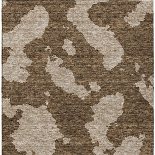 HomeRoots 5' Versatile Brown and Beige Abstract Indoor Outdoor Area Rug - Durable, Washable, Modern Style 10' X 14' 614520