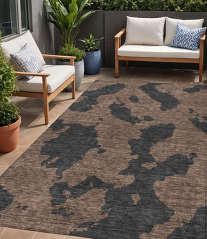 HomeRoots 5' Contemporary Chocolate and Charcoal Abstract Washable Indoor Outdoor Area Rug for High Traffic Use 5' X 8' 614522
