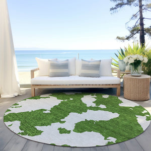 HomeRoots 5' Green and Ivory Abstract Indoor Outdoor Area Rug - Stylish, Washable, and Versatile for Any Space 8' Round 614529