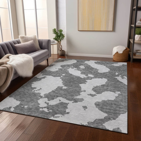 HomeRoots 5' Contemporary Gray and Ivory Abstract Area Rug - Washable, Durable, Stain-Resistant Design for Indoor Outdoor Use 5' X 8' 614540