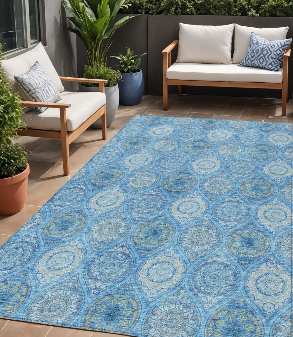HomeRoots 5' Denim Blue Floral Medallion Area Rug - Washable, Indoor/Outdoor, Stain-Resistant, Durable Design 5' X 8' 614582
