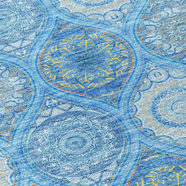 HomeRoots 5' Denim Blue Floral Medallion Area Rug - Washable, Indoor/Outdoor, Stain-Resistant, Durable Design 8' Round 614583